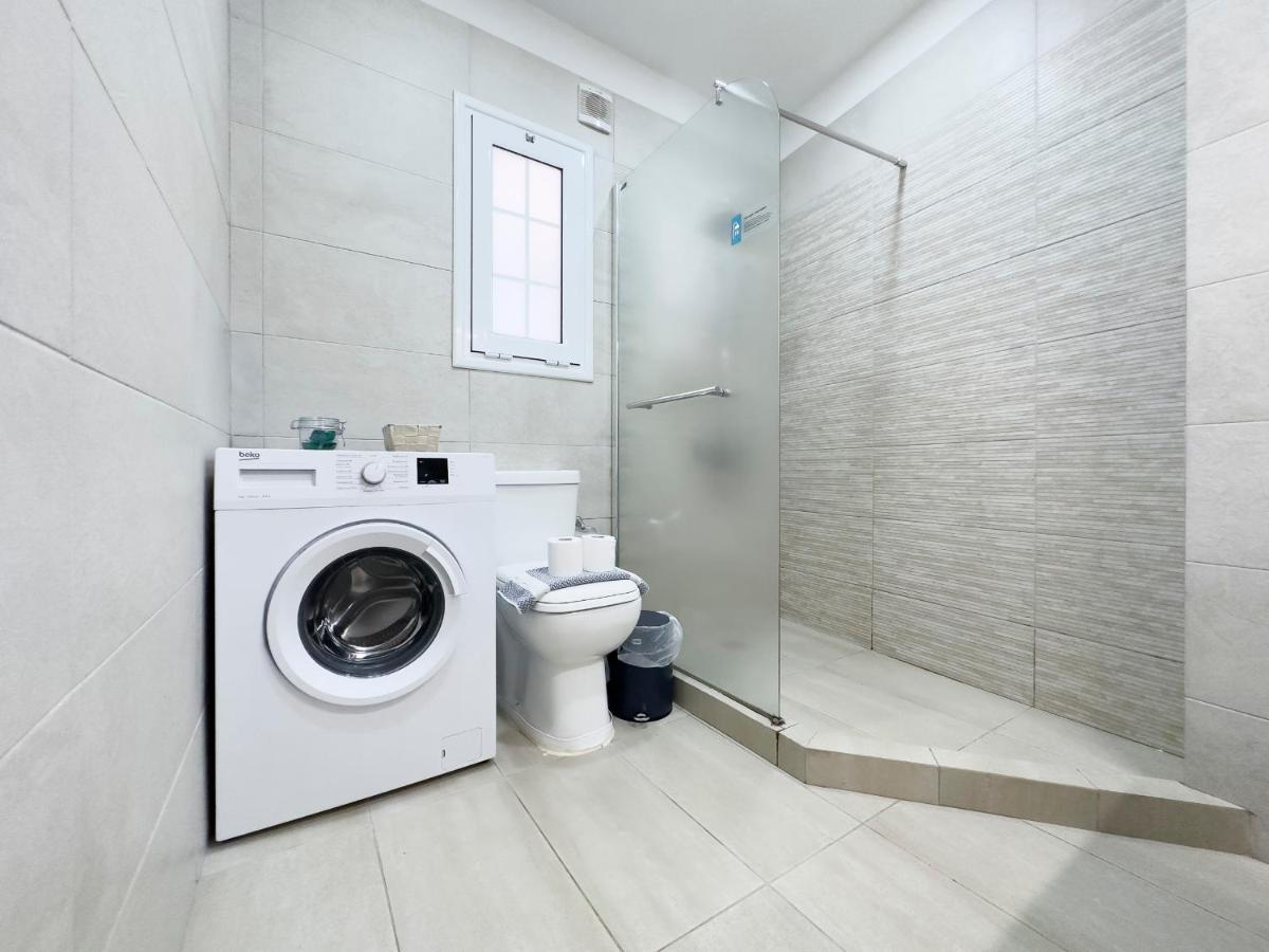 Mihail Voda Modern 55Sqm In Athens公寓 外观 照片